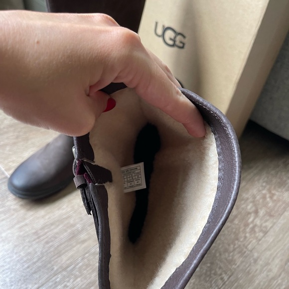 UGG boots - Picture 4 of 6